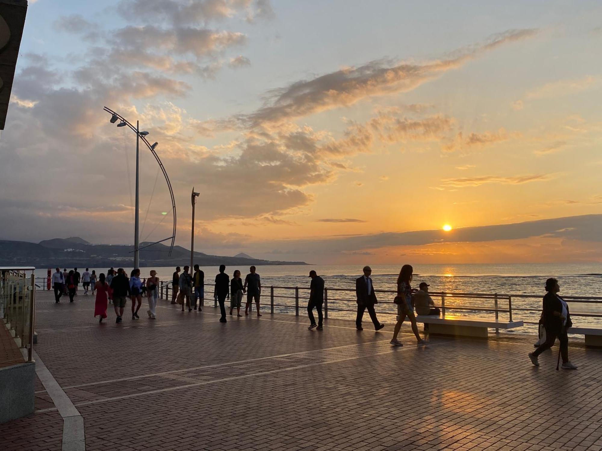 Studio In Las Canteras Beach Las Palmas de Gran Canaria Exterior photo